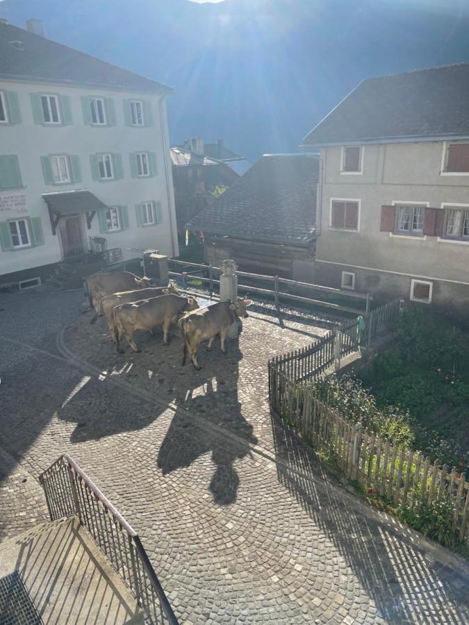 Gasthaus Beverin Farden Exterior photo